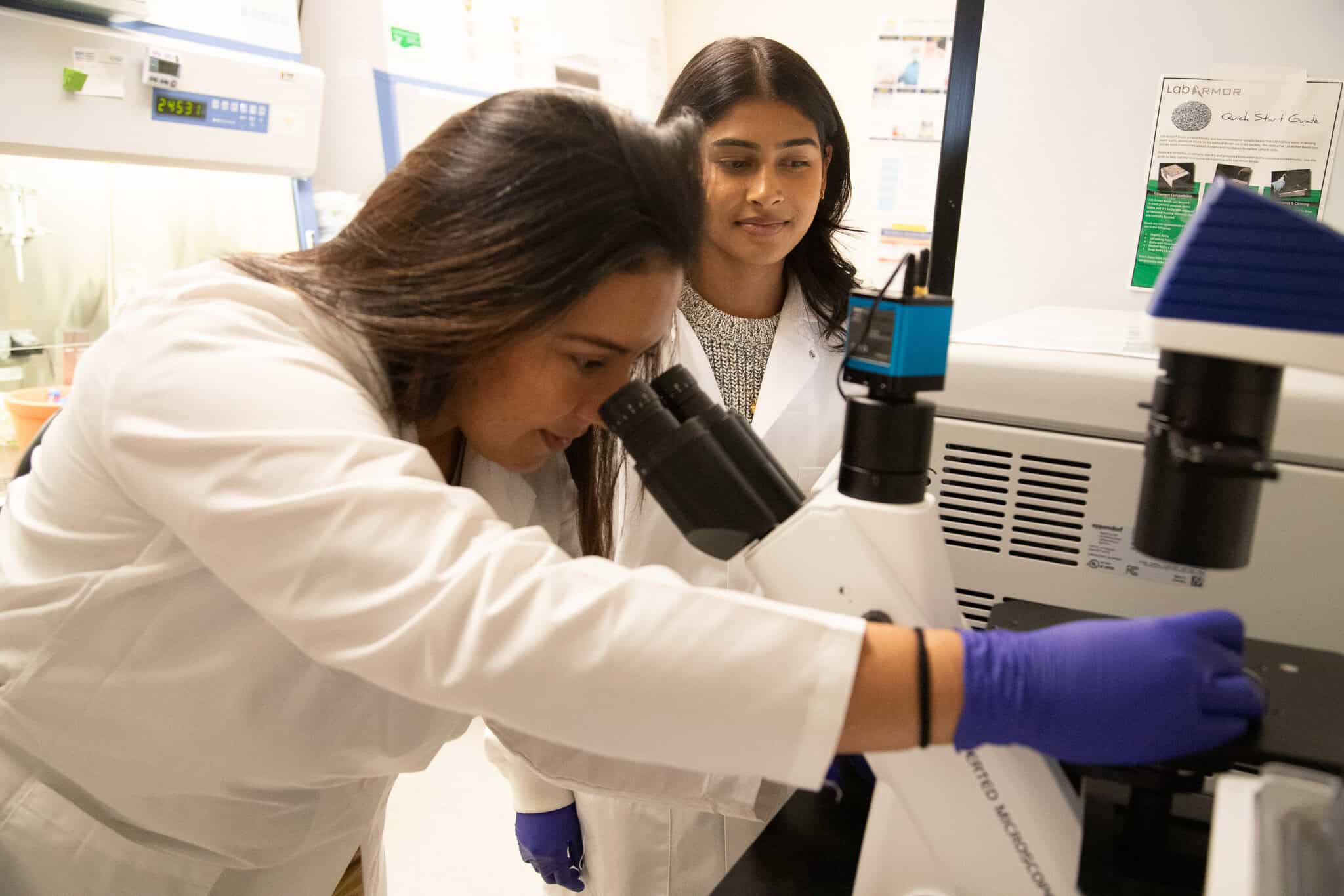 Maria Coronel Receives Five-Year NIH Award to Advance Sepsis Research